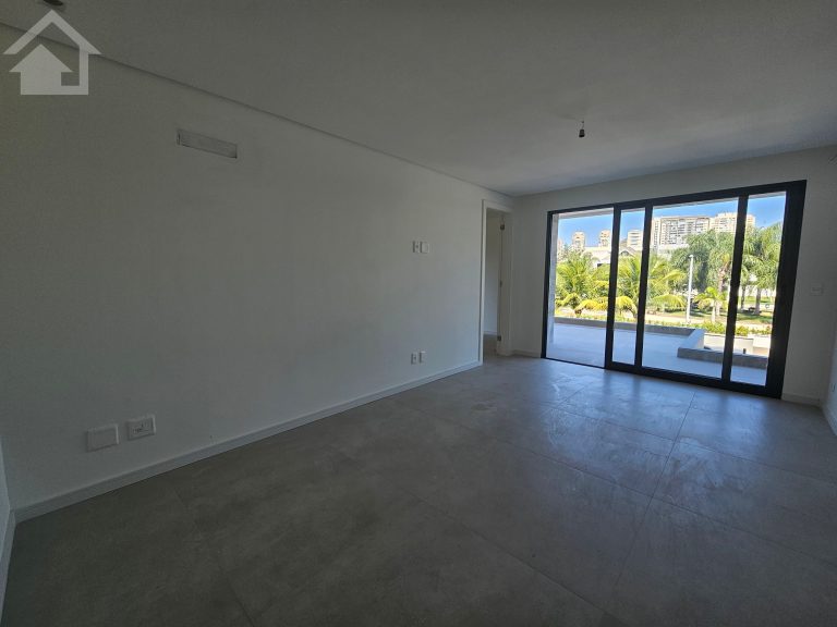 Casa Triplex Condomínio Art Life Recreio do Bandeirantes