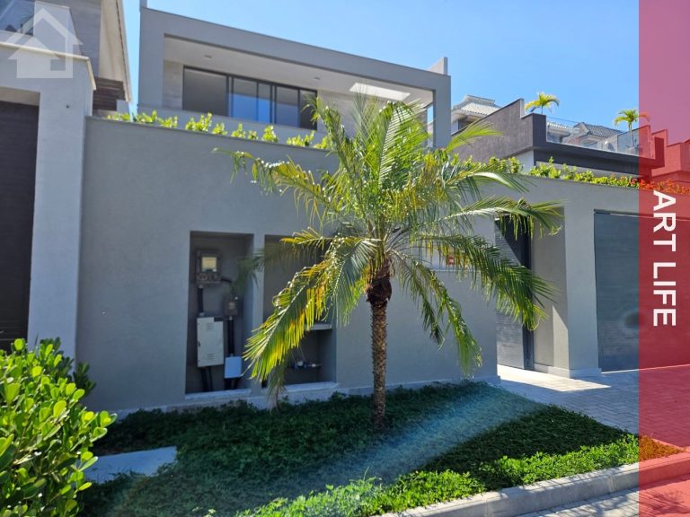 Casa Triplex Condomínio Art Life Recreio do Bandeirantes