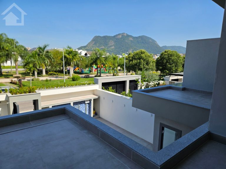 Casa Triplex Condomínio Art Life Recreio do Bandeirantes