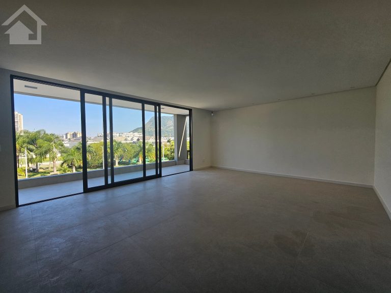 Casa Triplex Condomínio Art Life Recreio do Bandeirantes