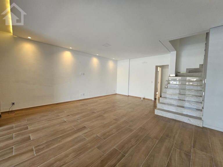 Casa Triplex Condomínio Art Life Recreio do Bandeirantes