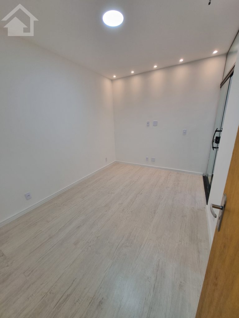 LINDA CASA DUPLEX CONDOMÍNIO DOM JOSÉ II VARGEM PEQUENA