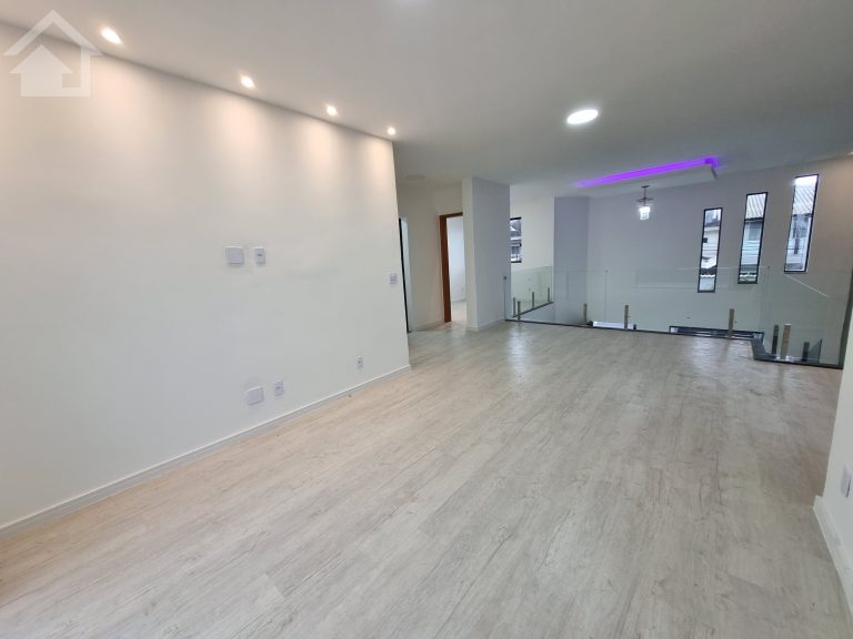 LINDA CASA DUPLEX CONDOMÍNIO DOM JOSÉ II VARGEM PEQUENA