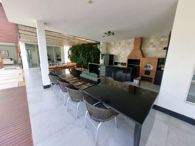 CONDOMINÍO MANSÕES DA BARRA