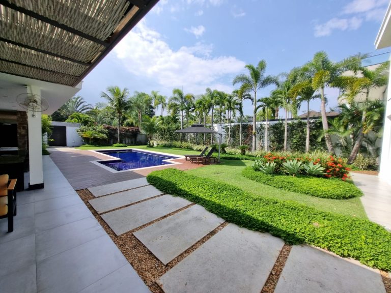 CONDOMINÍO MANSÕES DA BARRA