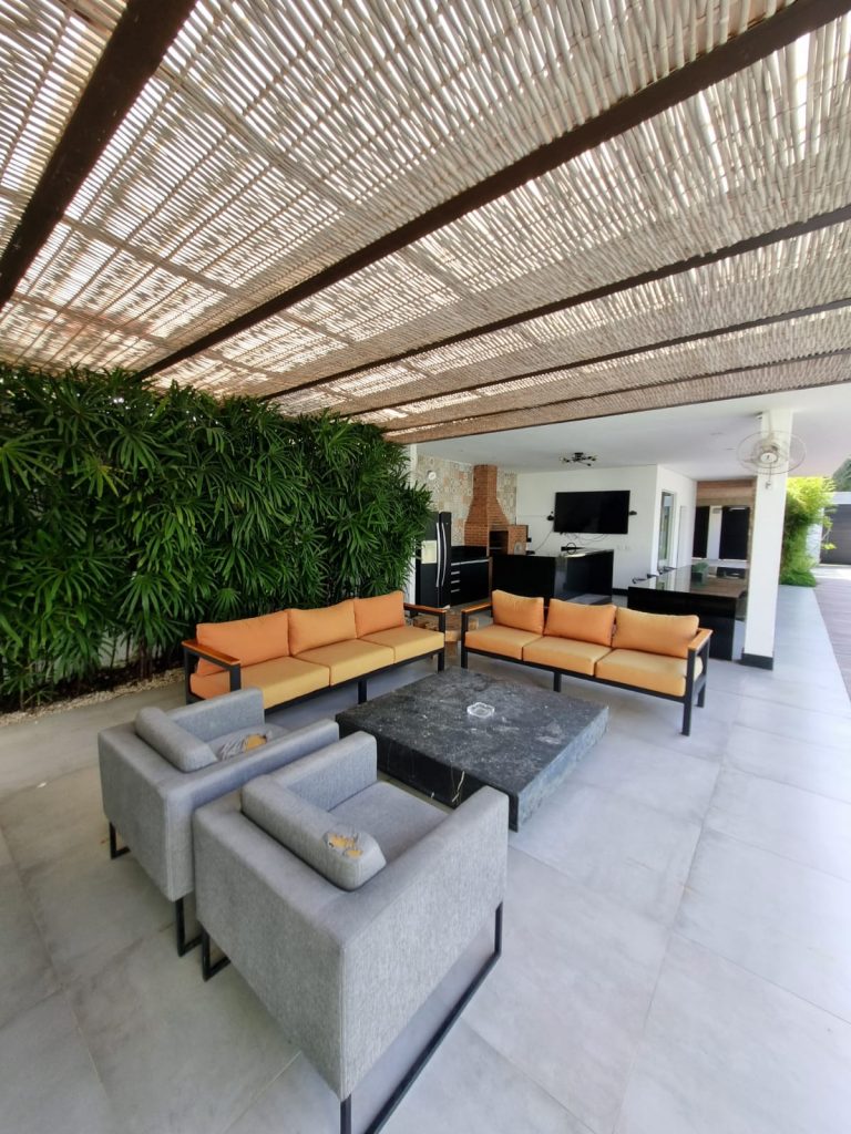 CONDOMINÍO MANSÕES DA BARRA