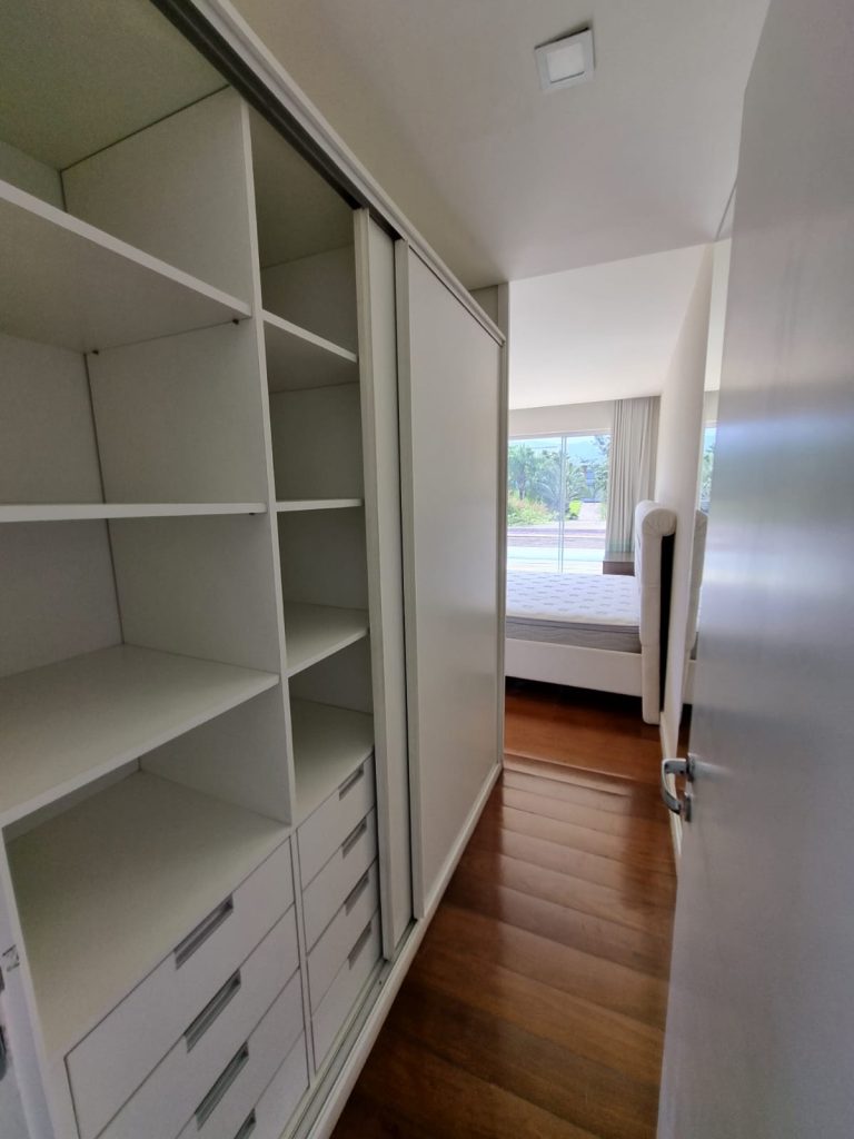 CONDOMINÍO MANSÕES DA BARRA