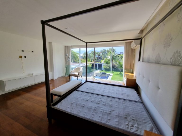 CONDOMINÍO MANSÕES DA BARRA