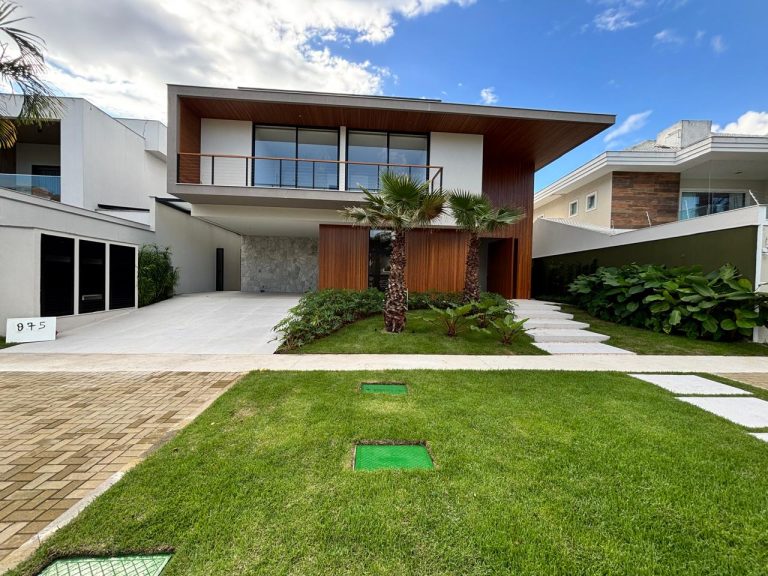 Casa de Condomínio com 5 Quartos à venda, 760m² – Barra da Tijuca Condomínio Santa Mônica Jardins