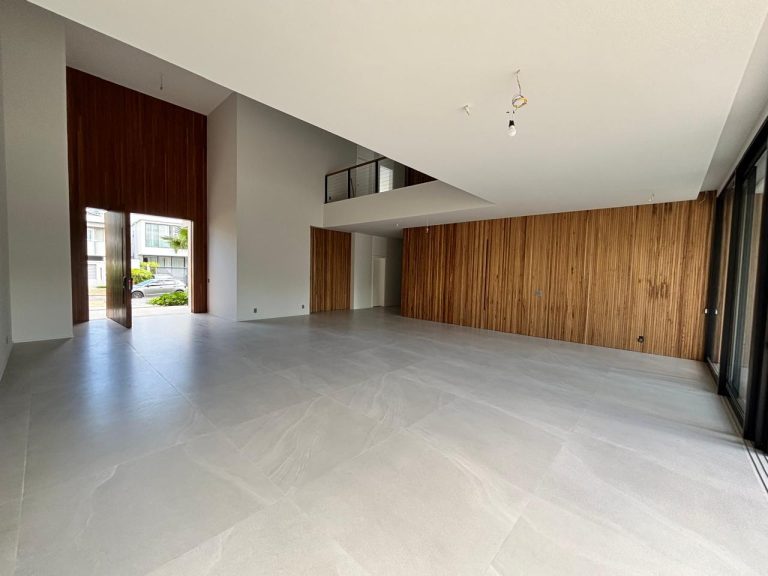 Casa de Condomínio com 5 Quartos à venda, 760m² – Barra da Tijuca Condomínio Santa Mônica Jardins