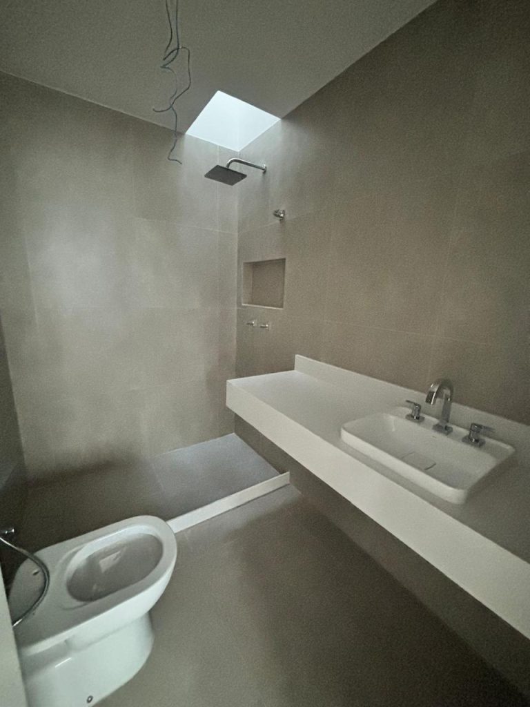 Casa de Condomínio localizado(a) no bairro: Barra da Tijuca – Rio de Janeiro possui 367 m² muito bem distribuídos