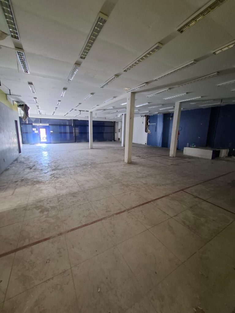 OPORTUNIDADE GALPÃO 1200M²